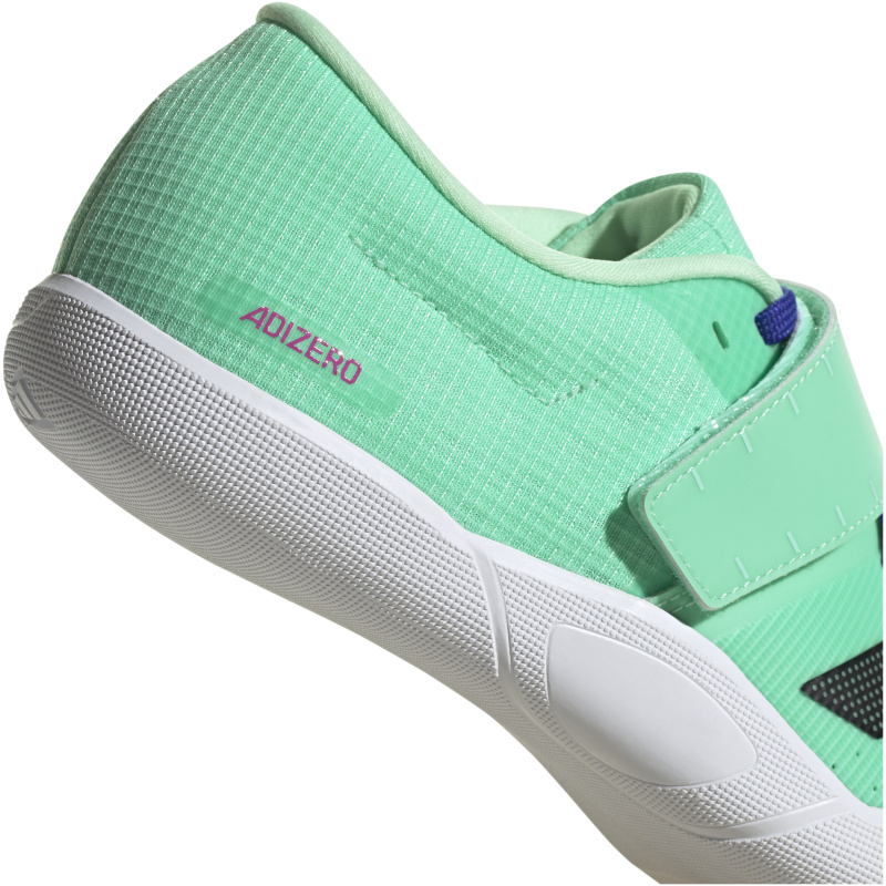 GV9101_9_FOOTWEAR_Photography_Detail View 2_white